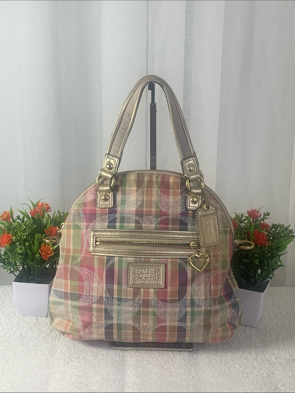 GUC Coach Poppy Daisy Hobo Bag